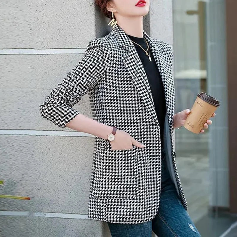 Maxy New Spring and Autumn Elegance Commuting Simple and Slim Fit Versatile Suit Collar Long Sleeved Bird Grid Oversize Suit