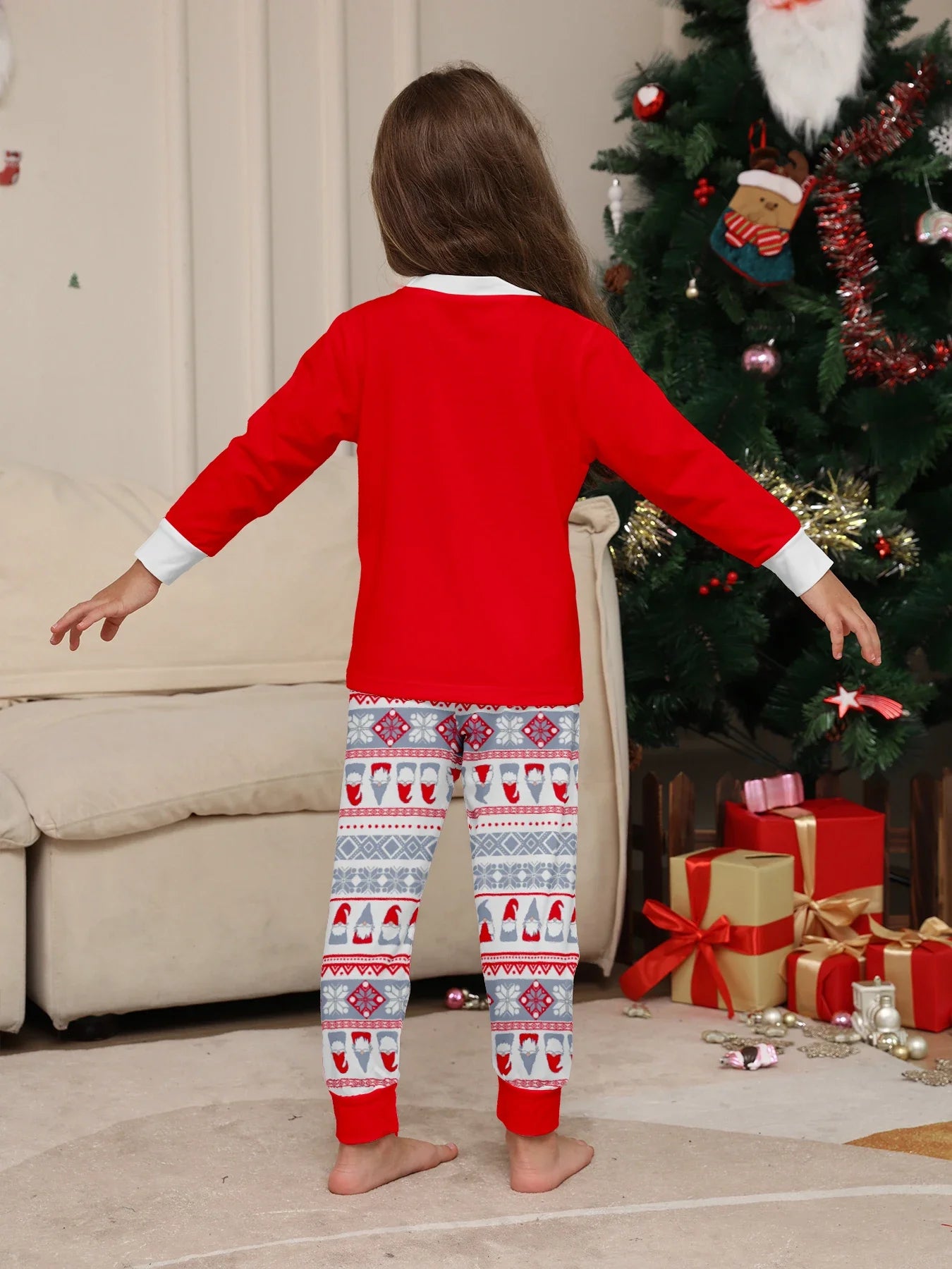 New 2024 Christmas Family Outfit Old Man Pattern Family matching Pajama Set Cute 2 piece set Loose pajama Christmas home wear