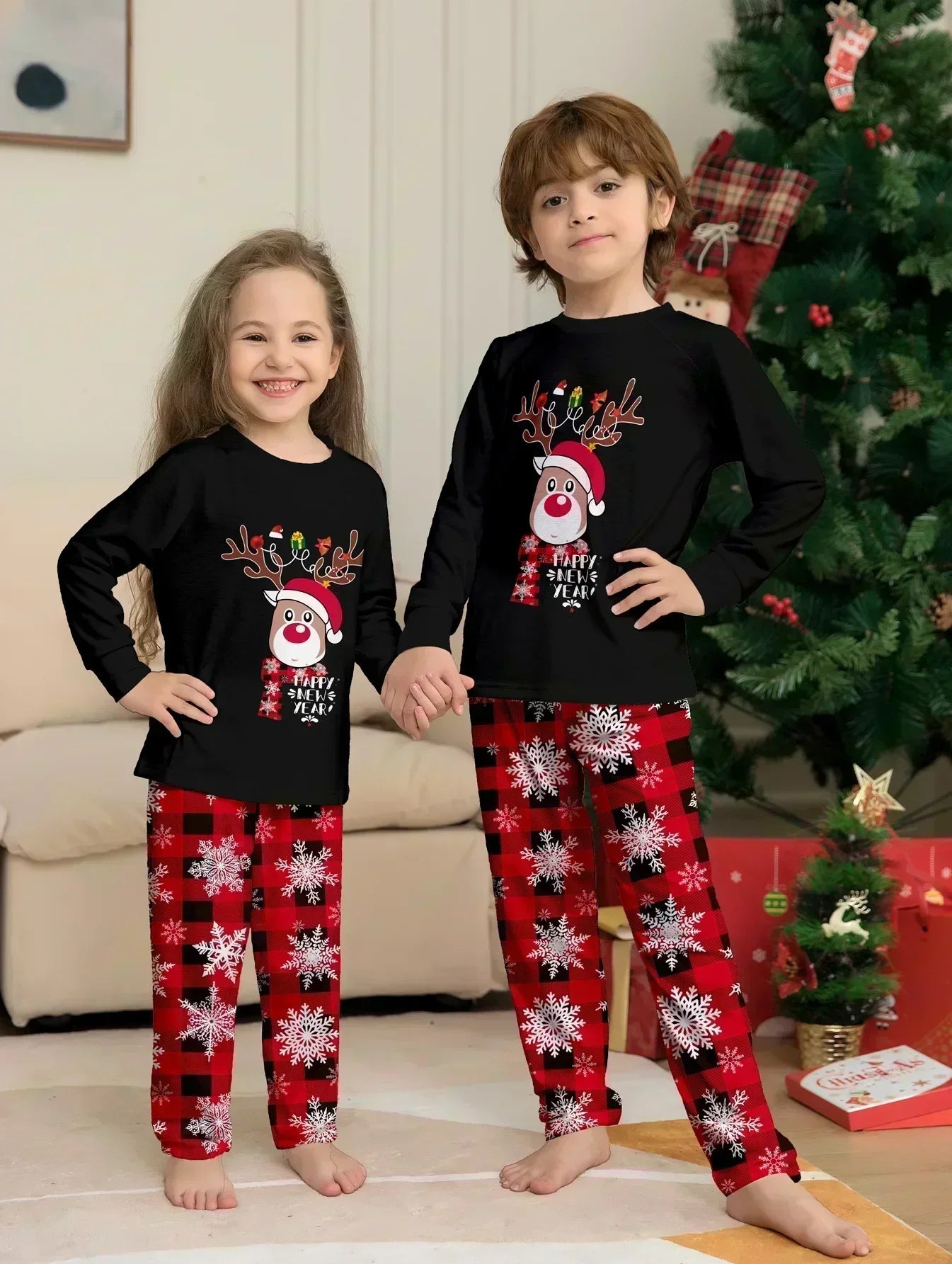 New Year's Costumes 2024 Cartoon Max Print Christmas Parent-child Matching Pajamas Set Boys Girls Sleepwear Xmas Family Look Pjs
