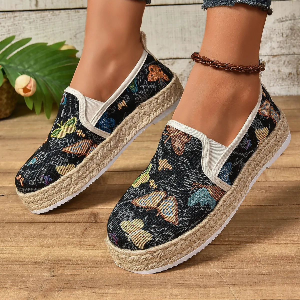 Maxy Women Flats Shoes Summer New Fashion Platform Loafers Flowers Casual Comfortable Sneakers Women Barefoot Shipping Shoes