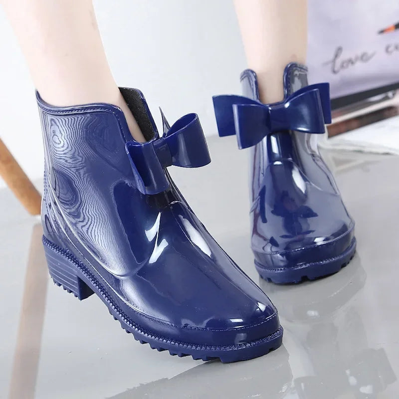 Amay New Fashion Women Rain Boots Fashion Non-Slip Women's Water Shoes Flat Bottom Women Velvet Short Tube Warm Overshoes2021