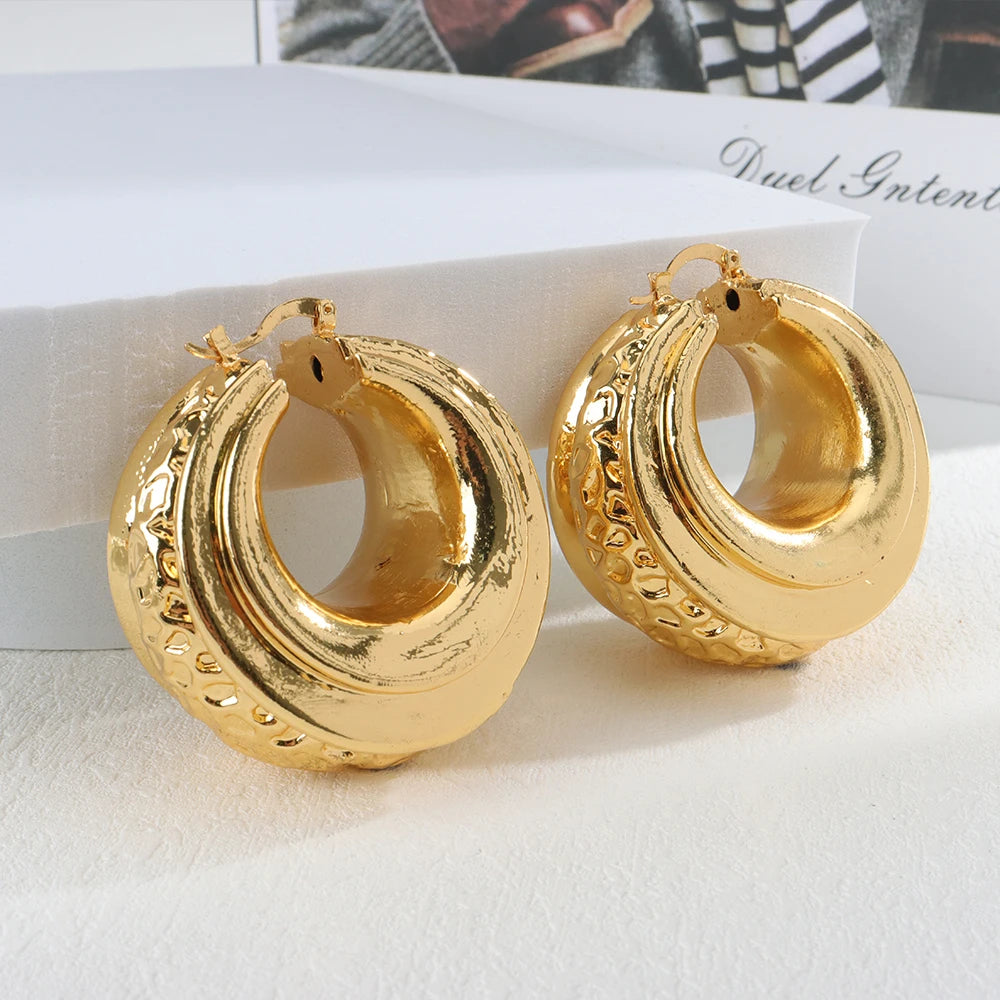 Maxy Gold Color Earrings for Women Gold Plated Hoop Earrings for Bride Design Weddings Trend Lady Hook Earrings Jewellery