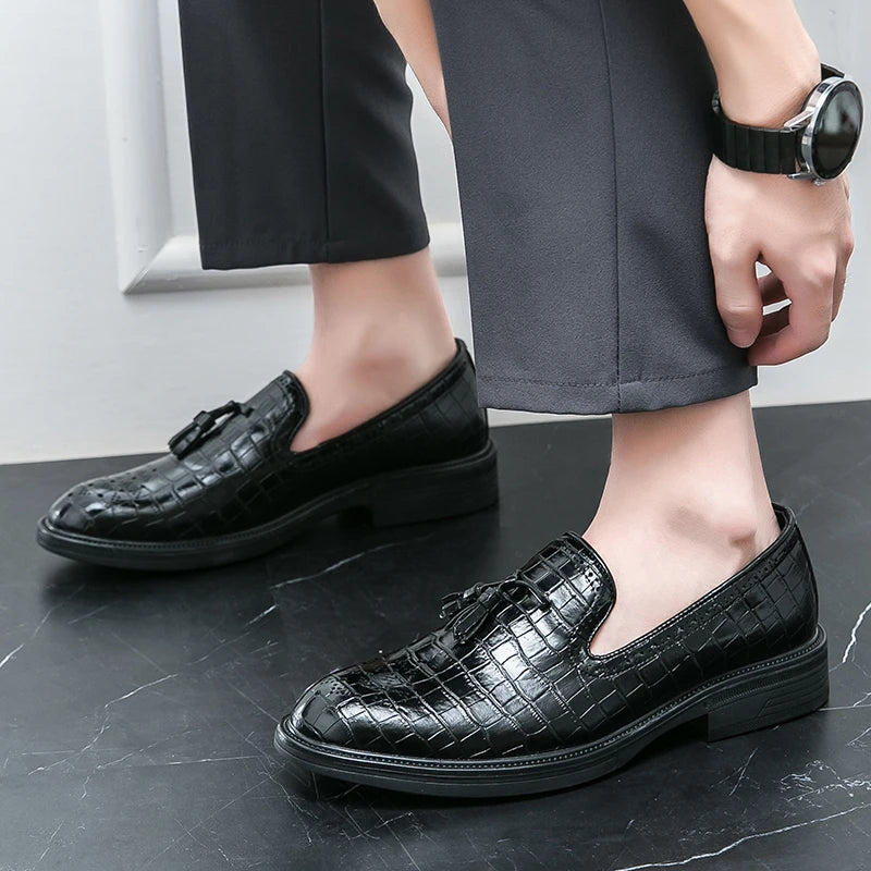 Amay Men's business Dress Shoes Luxury Italian Style Fashion Men Formal business Shoes Nightclub Wedding party Dress Formal Loafers