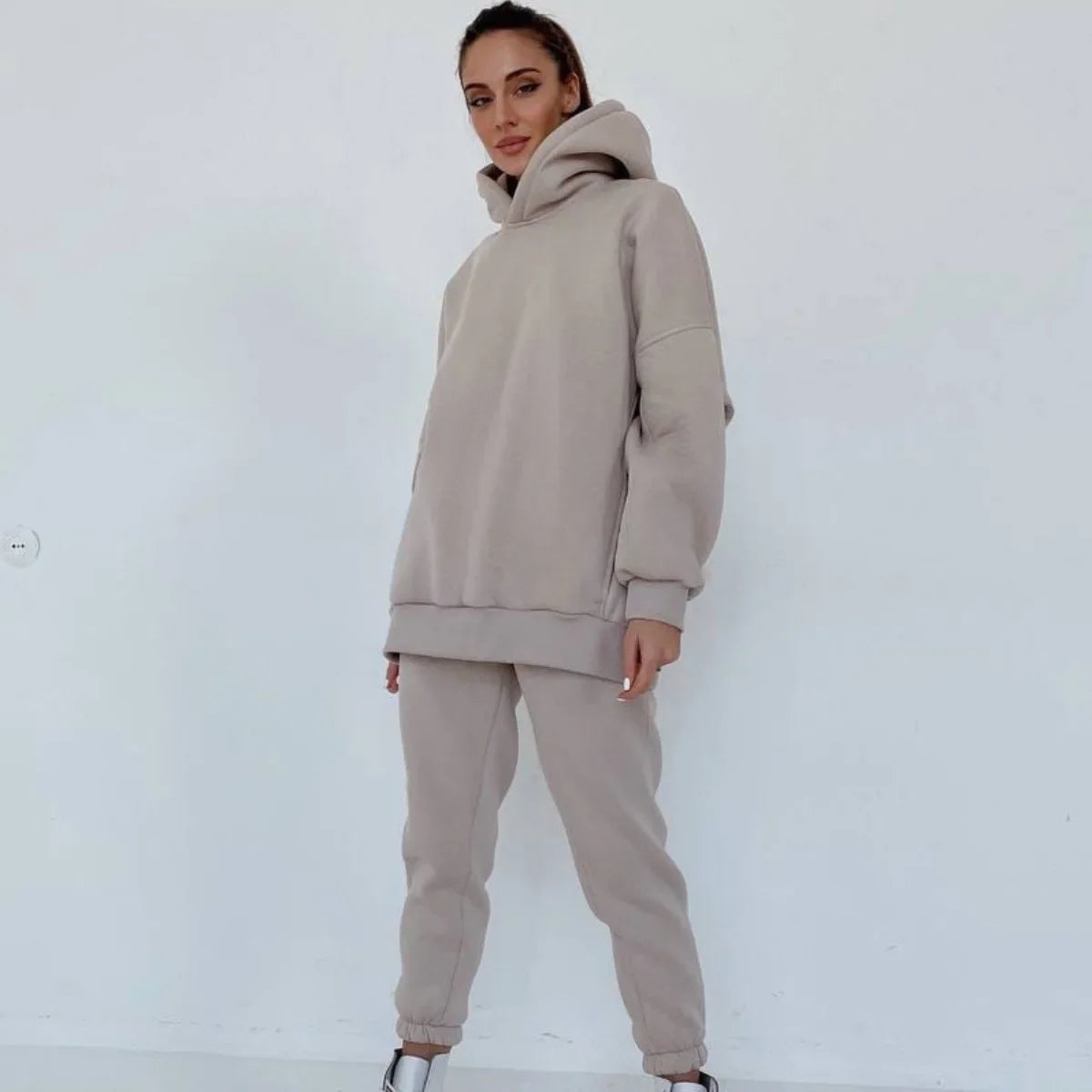 Maxy Women Tracksuit Set Solid Long Sleeve Sport Suits Autumn Winter Warm Hooded Sweatshirts and Jogger Pants Fleece Two Piece Set