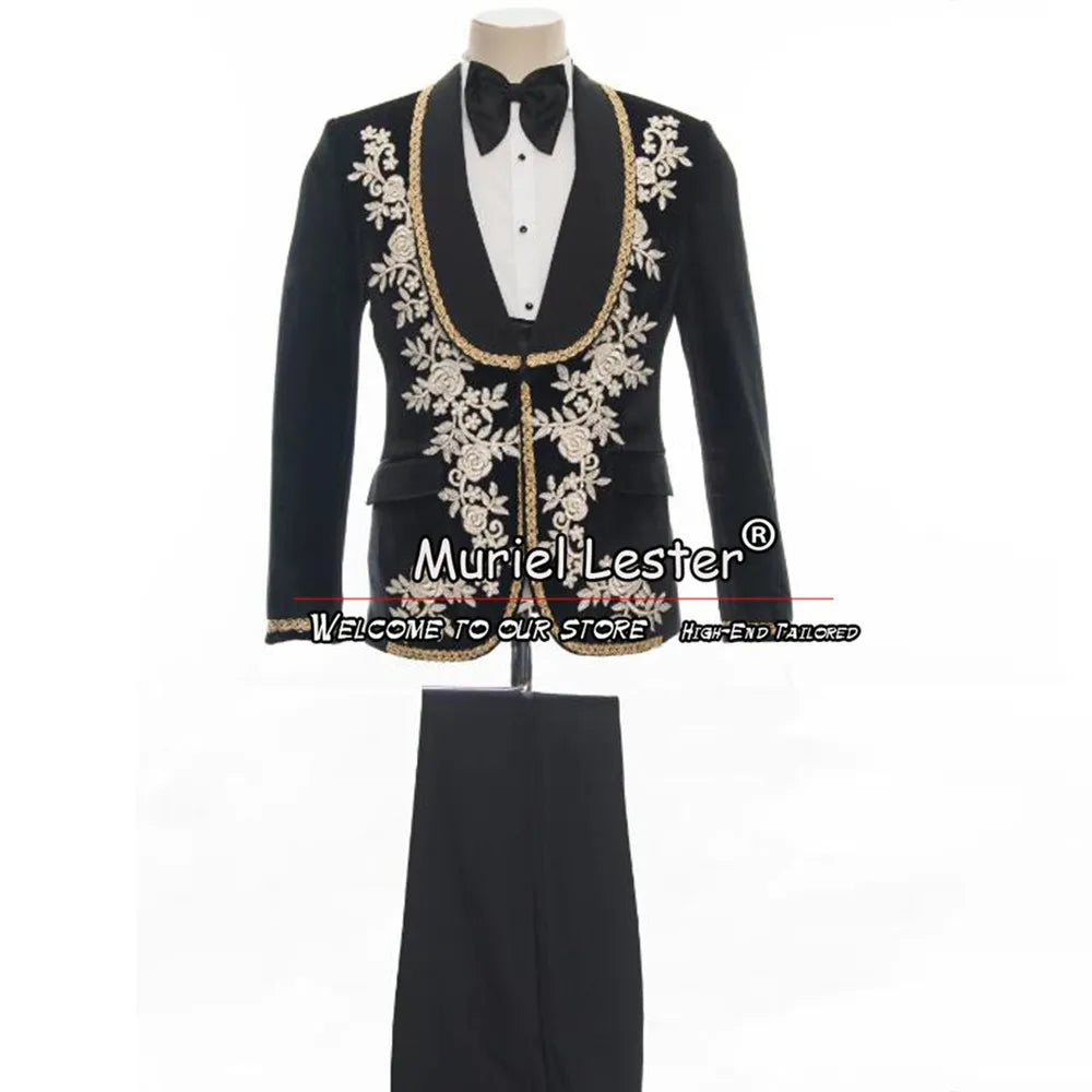 Maxy Luxury Groom Wedding Suits Slim Fit Black Velvet Applique Jacket Vest Pants 3 Pieces Formal Tuxedo Prom Party Dinner Blazer Set