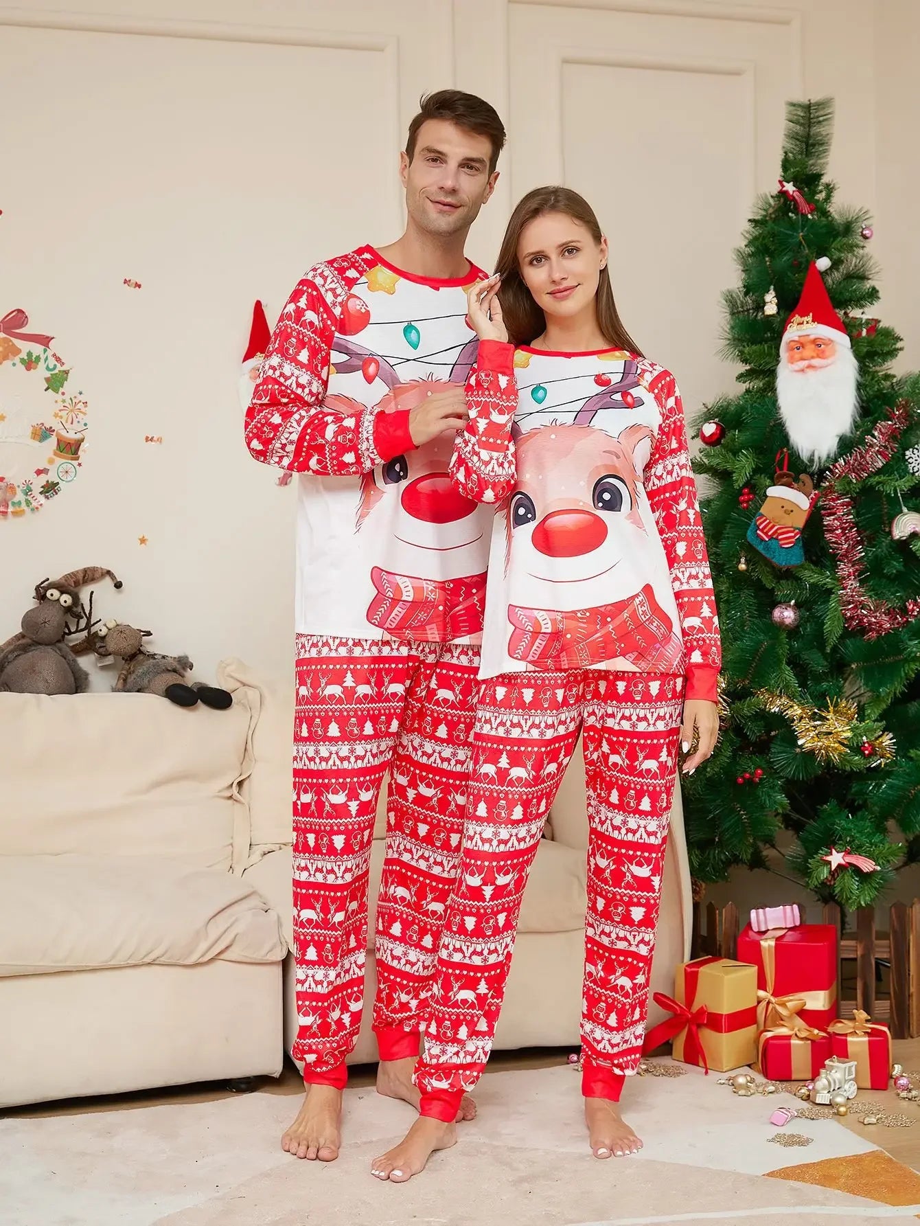 New 2024 Xmas Family Look Soft Pajamas Set Cute Deer Print Mother Father Kids Baby Dog Matching Clothes Casual Loose Sleepwear