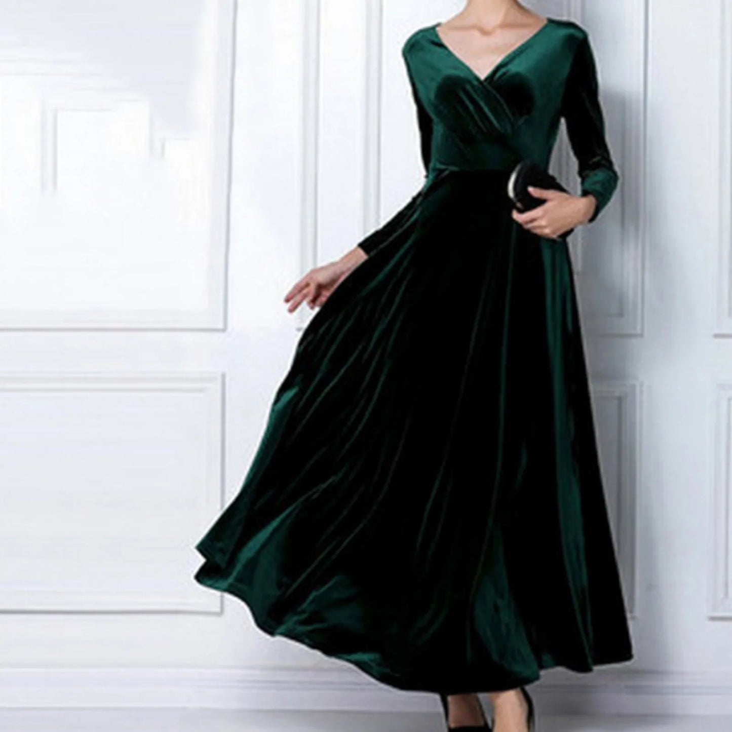 Vintage Women Autumn Long Sleeve V Neck Pleated Velvet Banquet Party Maxi Dress Party Wedding Elegant Evening Dress