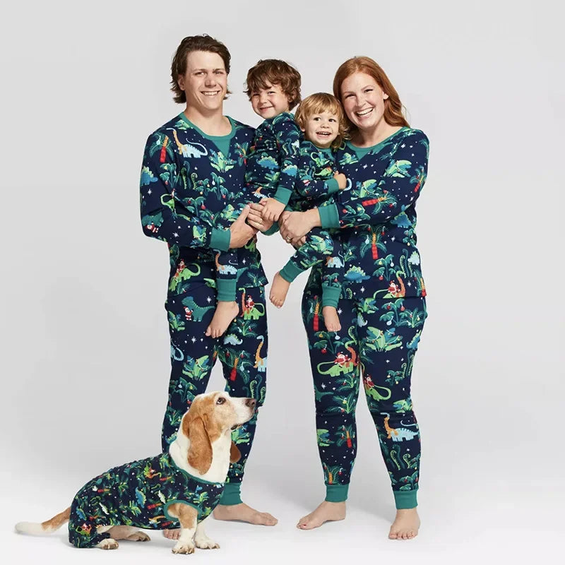 Maxy 2024 New Family Christmas Pajamas Set Mom Dad Kids Baby Dog Matching Outfits Dinosaur Print Soft Warm Sleepwear Xams Family Look