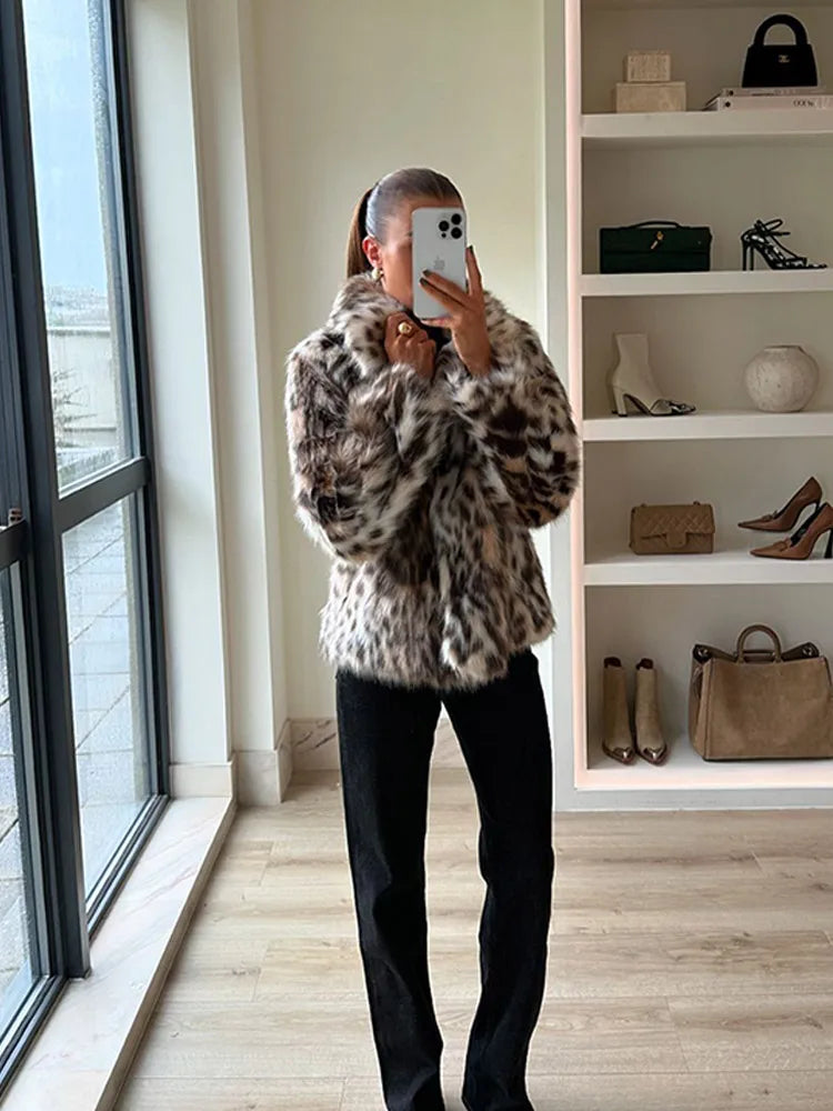 Maxy New Winter Leopard Printed Warm Short Faux Fur Coat Fashion Long Sleeves Lapel Collar Jacket Woman High Street Wear