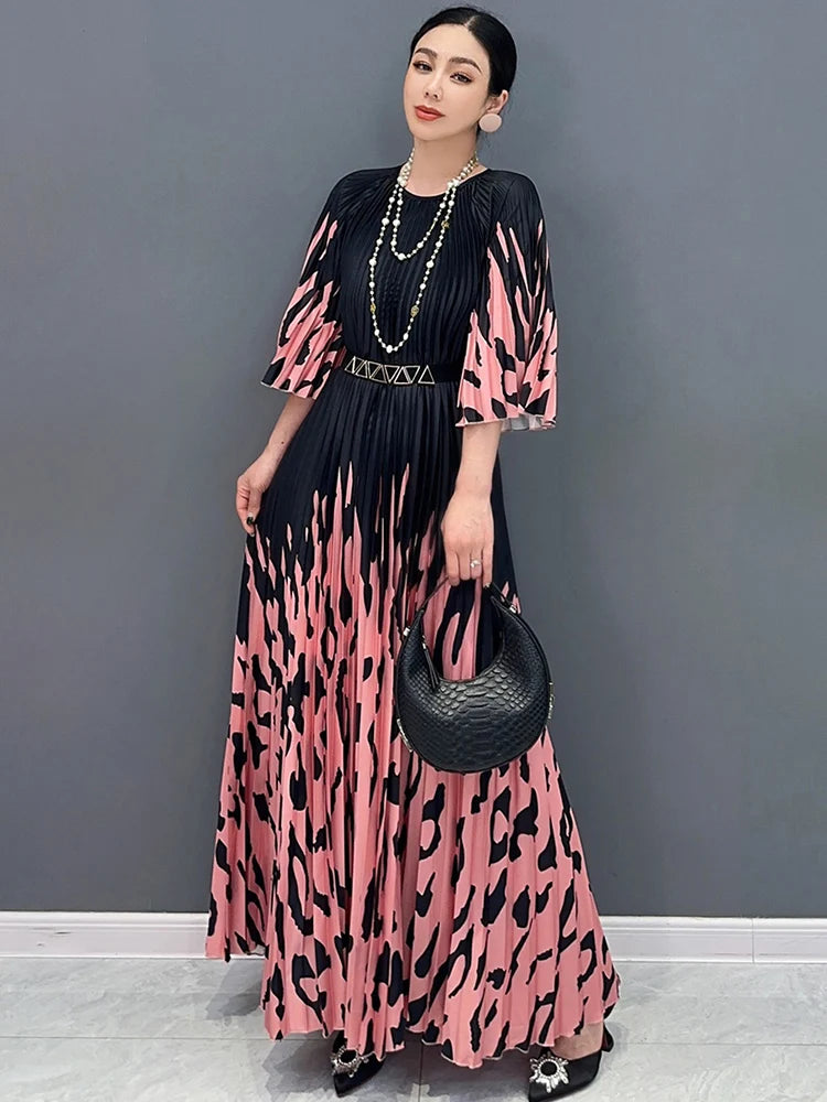 Maxy SHENGPALAE Hundred Pleated Printed Long Dress With Round Neck Summer New Half Sleeves Elegant Ladies Flare Dresses 5R9757