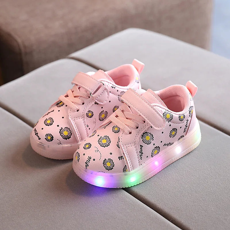 Maxy Spring Autumn New light-up Kids Shoes Boys Girls LED Flashing Korean Style Casual Shoes Baby Toddler Daisy Sneakers DX004