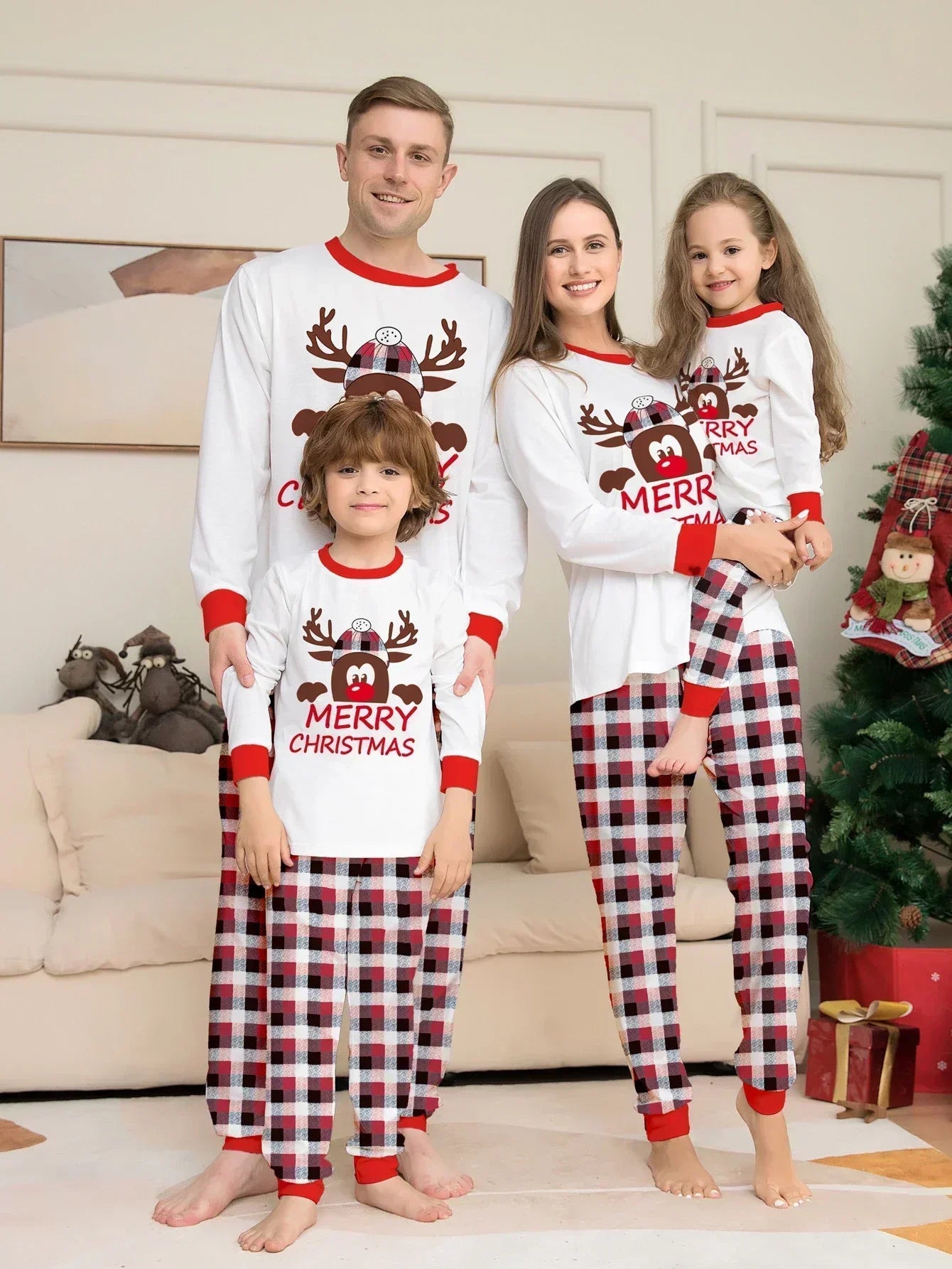 Maxy Christmas Family Matching Outfits Christmas Pajamas Set Xmas Cartoon Printed Sleepwear Homewear Pajamas for Kids Mom Dad