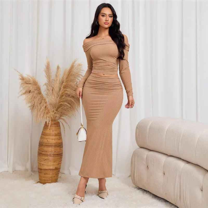 Women's Cold Wind Queen Fashion Set One Shoulder Top Hip Wrapping Long Dress Two Piece Suit