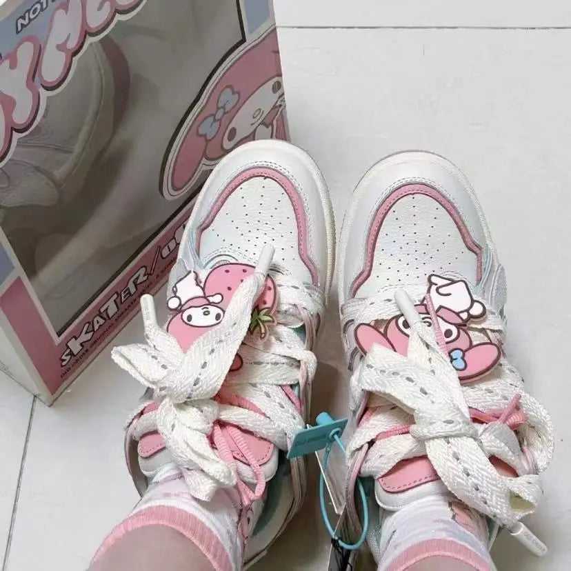 Maxy Cartoon Shoes Kawaii Fashion Comfortable Sanrio's Kittys Trend Couple Versatile Sports Leisure Breathable Skateboard Bread Shoes