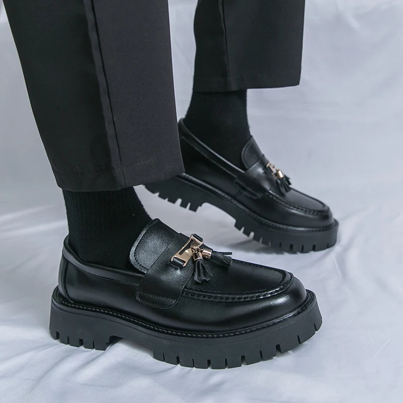 Visco Four Seasons Classic Men Formal Leather Shoes Men Casual Thick-soled Anti-slip Fashionable Loafers Wedding Banquet Shoes Men
