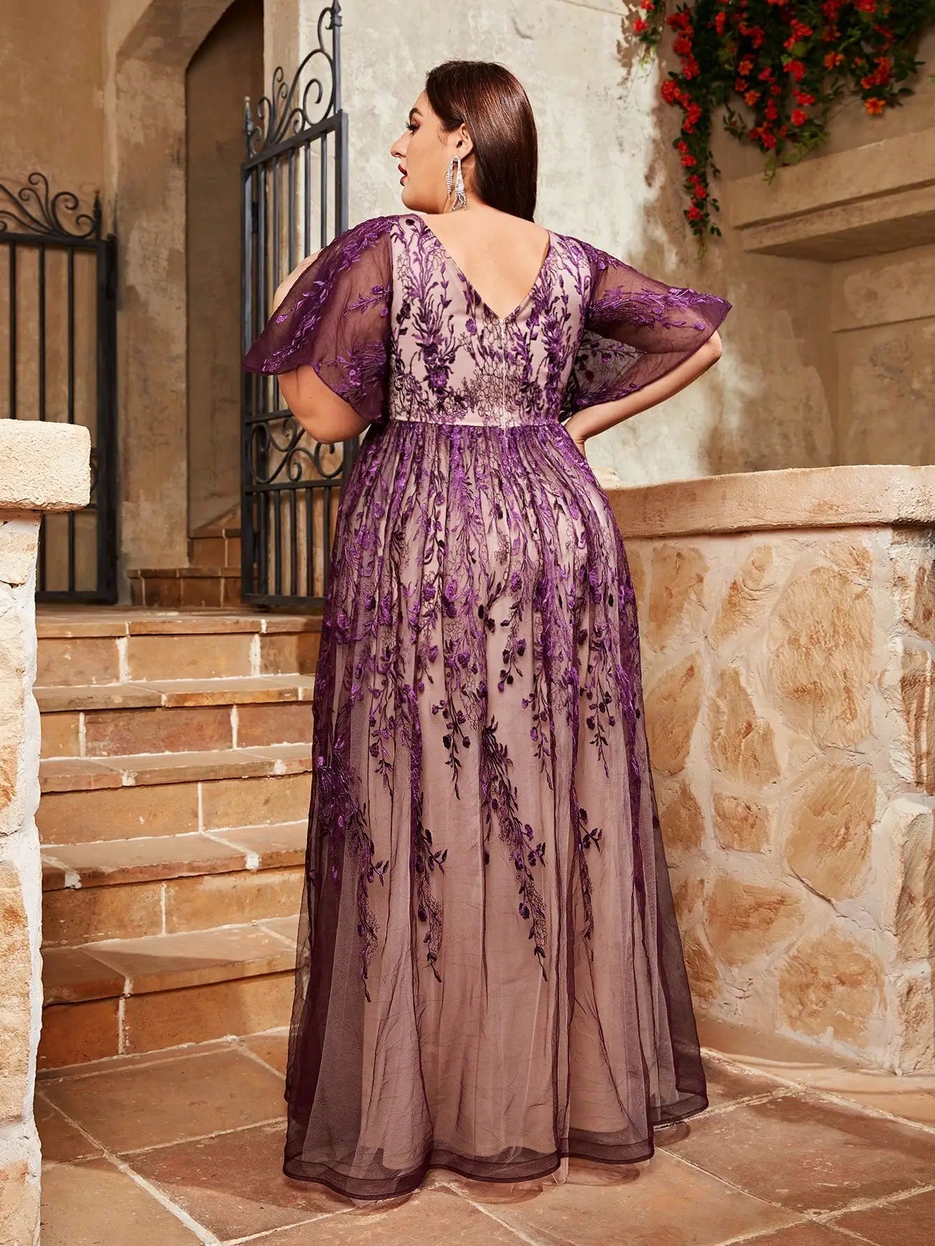 Maxy plus size V-neck embroidered lace large trumpet sleeve color mesh long skirt evening gown ball dress Party dress
