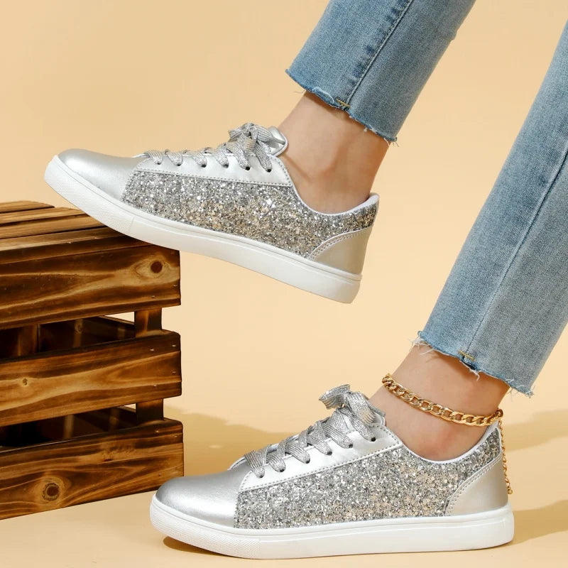 Amay Hot Fashion Red Women's Sneaker Comfortable Flat Low Cut Casual Sneaker Shoes Women Autumn Mirrors Plus Size 46 Skateboard Shoes