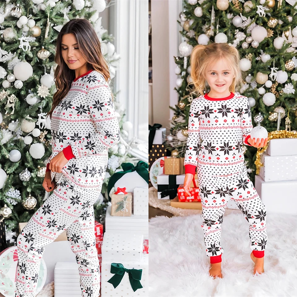 Christmas Pajamas Set Family Matching Outfits Xmas Mom Daughter Look Retro Print T Shirt + Pants Loungewear Pjs Bodysuit Pyjamas