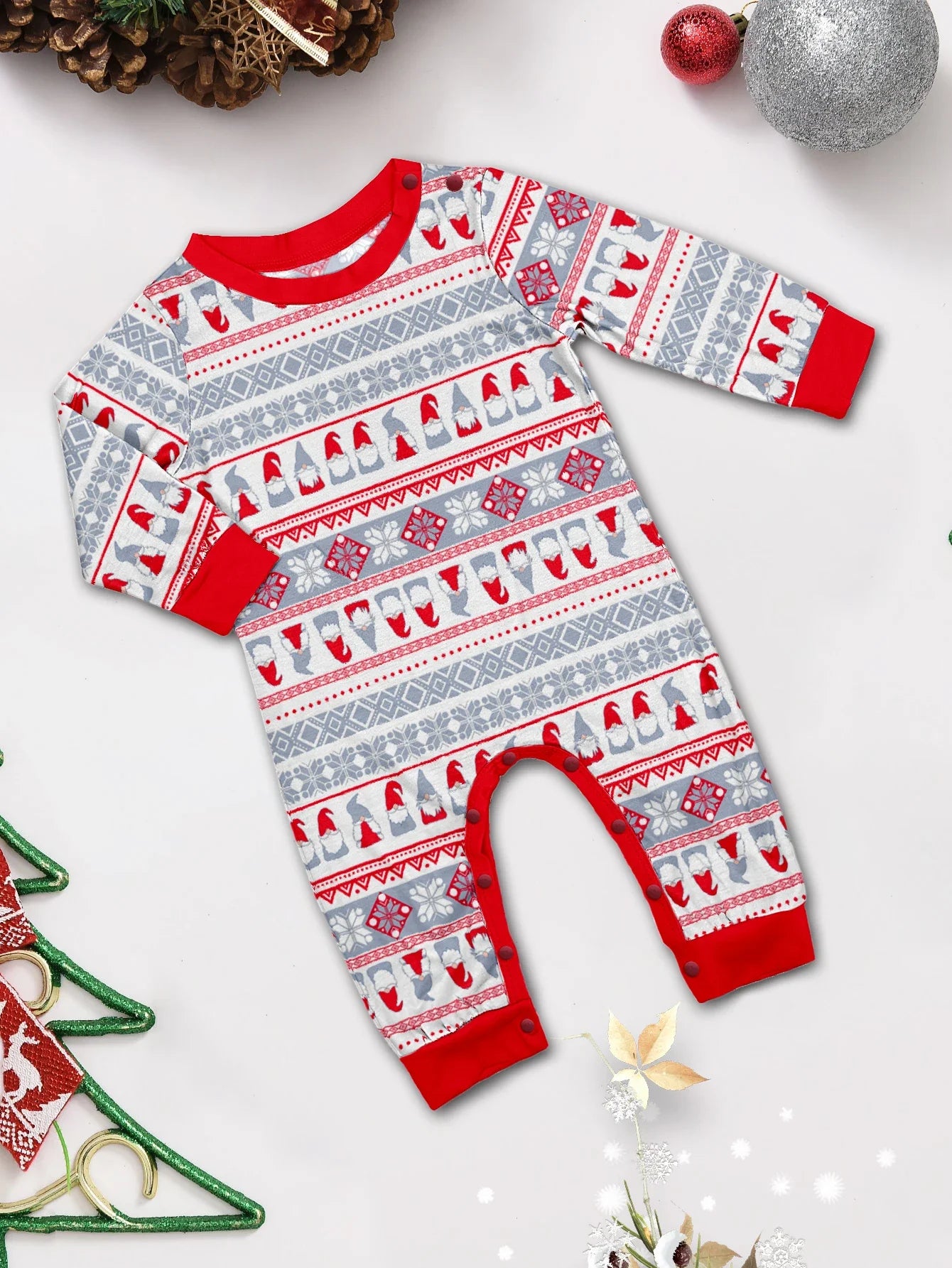 New 2024 Christmas Family Outfit Old Man Pattern Family matching Pajama Set Cute 2 piece set Loose pajama Christmas home wear