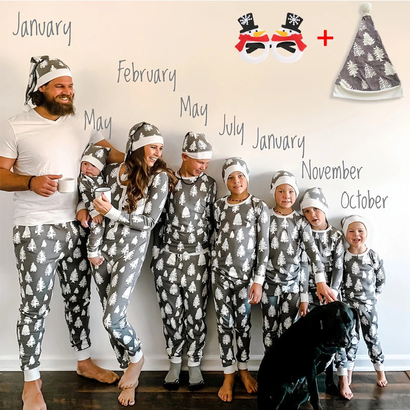 Maxy 2024 New Year Family Matching Outfit Christmas Tree Print Casual Women Jumpsuit Men T-shirt Pants Xmas Kids Pajamas Set