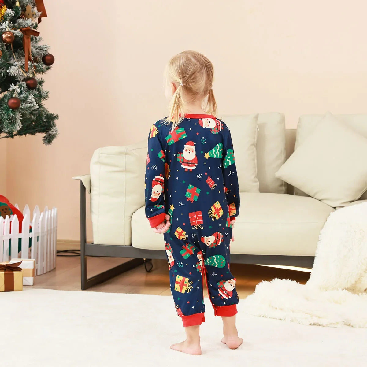 Maxy New Christmas Family Clothes All Over Print Women Men Boys Girls Matching Pajamas Kids Clothing Set Cute Soft Sleepwear Pjs