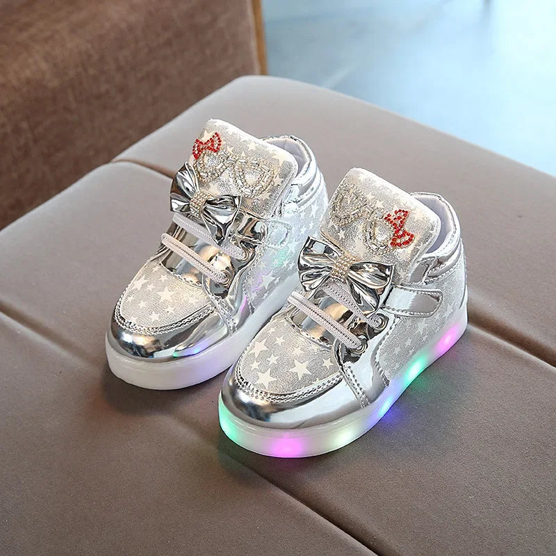 Maxy Girls Sneakers Light Up Flashing Sports Skateboard Shoes Comfortable LED Luminous Sequins Casual Shoes Baby Kids Toddler Shoes