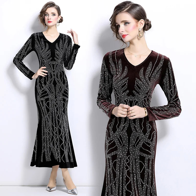 Maxy New European and American style diamond studded long sleeved V-neck velvet hip hugging dress womans clothes for 2024