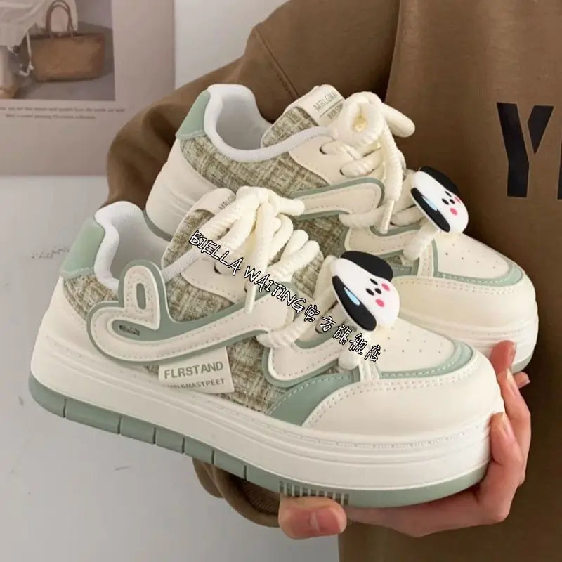 Maxy Sanrioed Hello Kitty Sneakers Kawaii Women's Shoes Fashion Breathable Sports Shoes Leather Cartoon Cute Pochacco Girl Skateboard