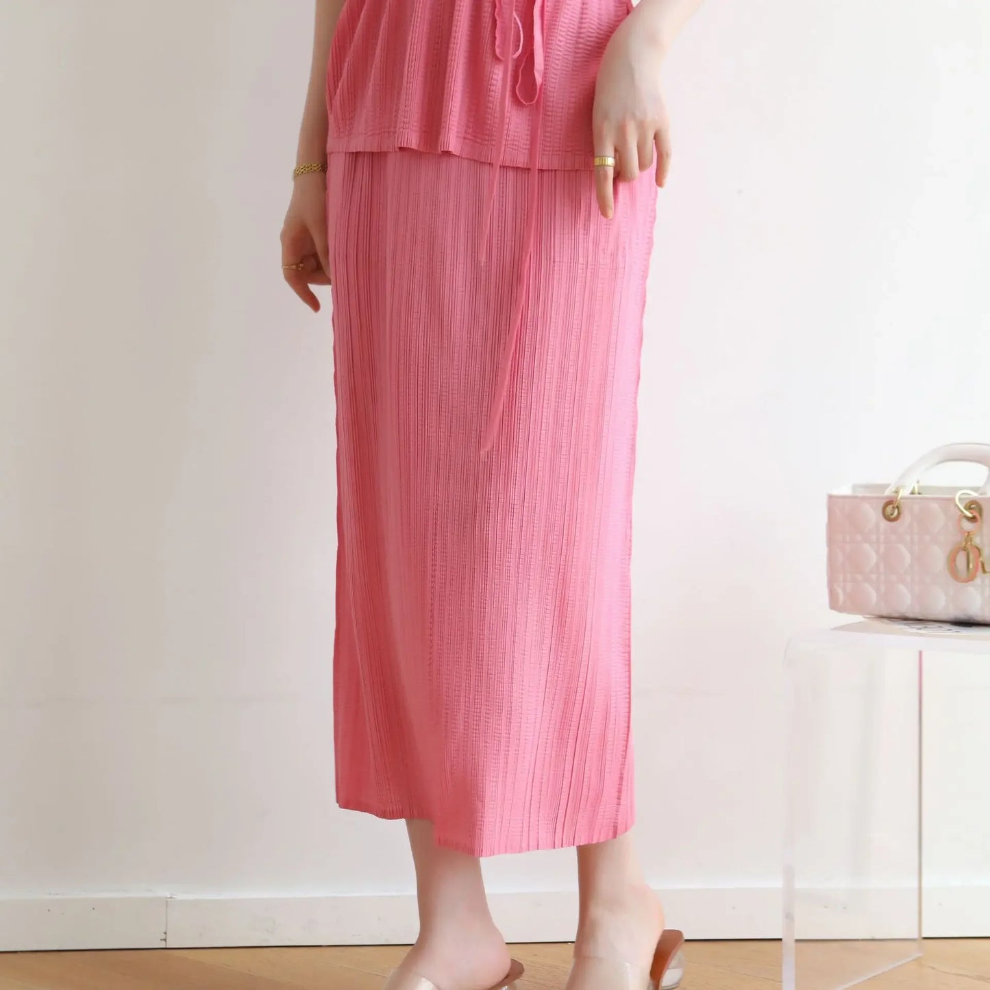 Maxy Pleats Pleated Skirt Suit Summer Drawstring Big Size Loose Thin Elegant Temperament T-shirt + Half Skirt Suit Clothing