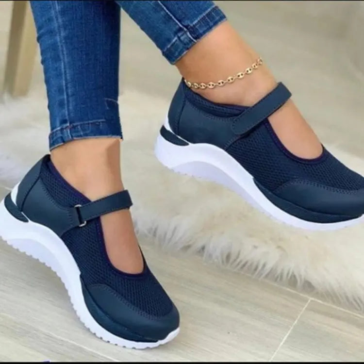 Maxy Fashion Sneakers for Women Round toe knitted platform sandals Mesh Breathable Loafers Tenis Feminino Casual Sports Women Flats
