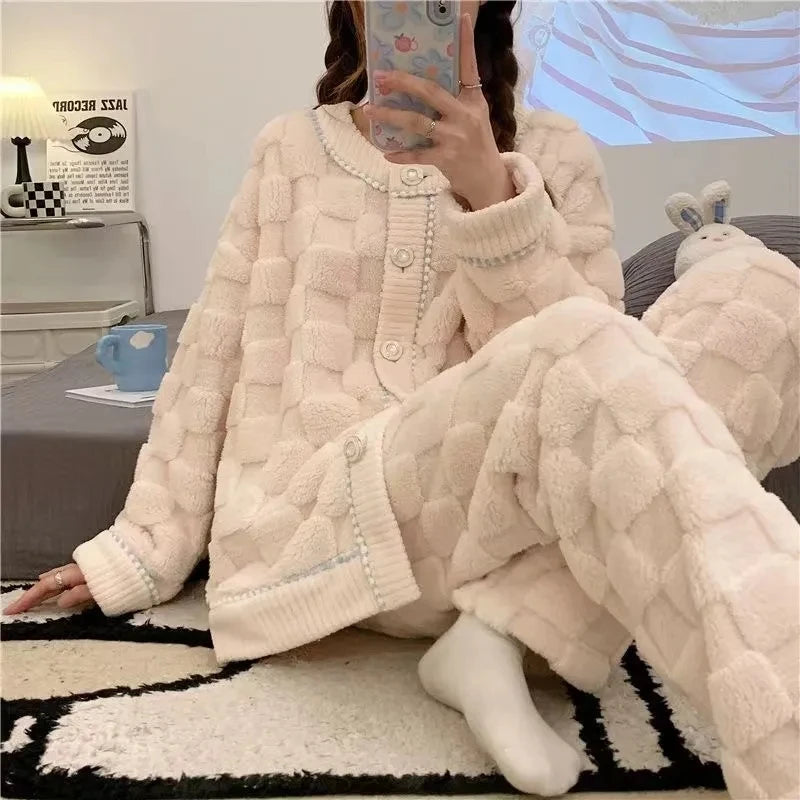Maxy Plush Thick Warm Sleepwear Flannel Winter Home wear Set 2024 New Pajama Women's Autumn Winter Loungewear Coral Velvet Cute Sweet