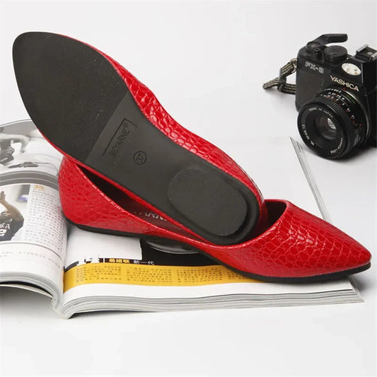 Amay Women plus size shoes 46 red, black pointed toe flats soft slip-on new arrival american and european style