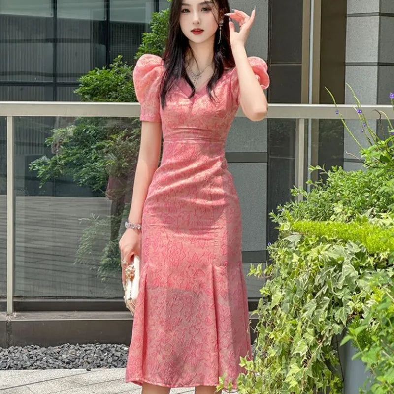 Maxy Women's 2024 Summer New Fashion Dress Long Skirt Slim Fit V-neck Bubble Sleeves Fragmented Flower Slimming Dress Trend