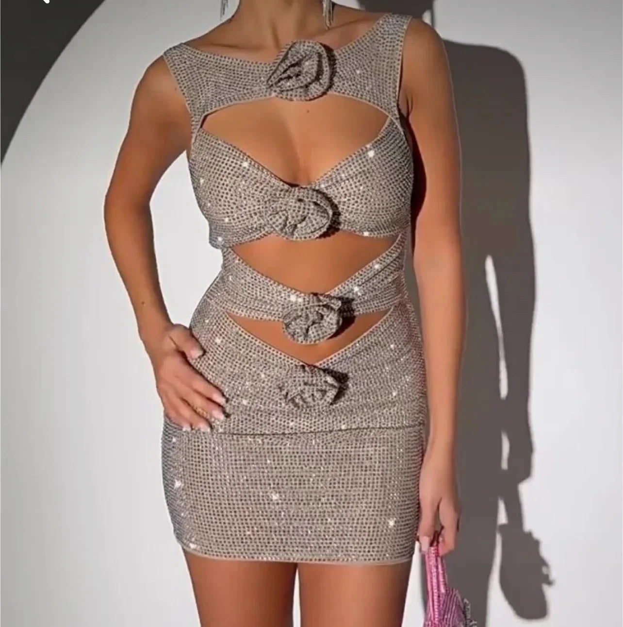 Maxy Sexy Luxury Diamonds 3D Flowers Mini Dress Women Sleeveless Cut Out Sparkly Rhinestone Bodycon Dress Celebrity Cocktail Party