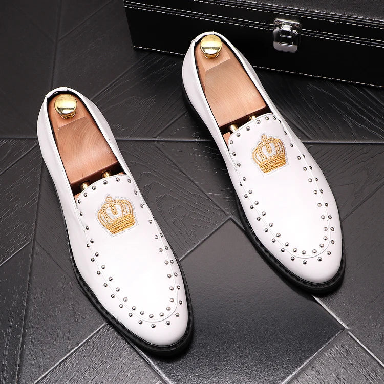 Visco New Luxury Royal Style Men Handmade Embroidery Crown Pattern Exotic Designer Loafers Fashion Brand Casual Wedding Dress Shoes