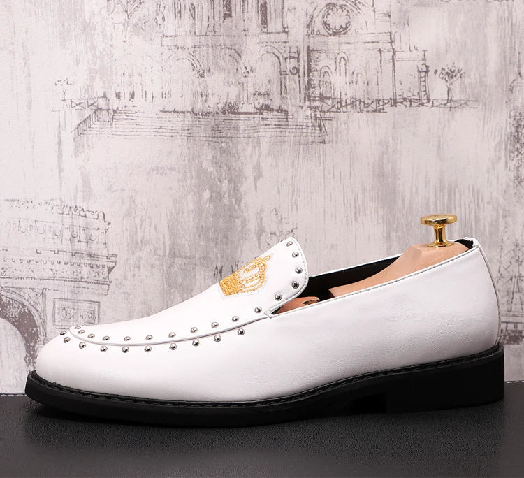 Visco New Luxury Royal Style Men Handmade Embroidery Crown Pattern Exotic Designer Loafers Fashion Brand Casual Wedding Dress Shoes