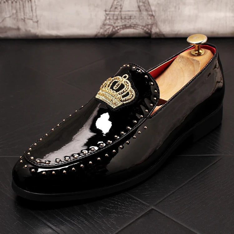 Visco New Luxury Royal Style Men Handmade Embroidery Crown Pattern Exotic Designer Loafers Fashion Brand Casual Wedding Dress Shoes