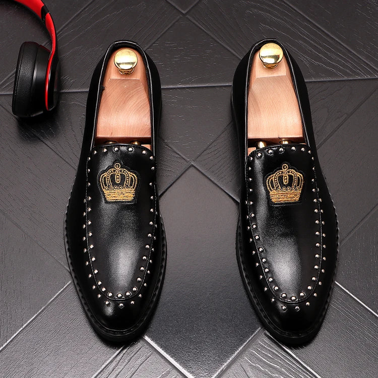 Visco New Luxury Royal Style Men Handmade Embroidery Crown Pattern Exotic Designer Loafers Fashion Brand Casual Wedding Dress Shoes