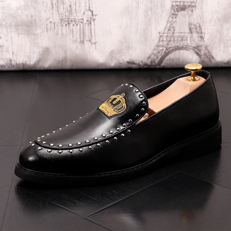 Visco New Luxury Royal Style Men Handmade Embroidery Crown Pattern Exotic Designer Loafers Fashion Brand Casual Wedding Dress Shoes