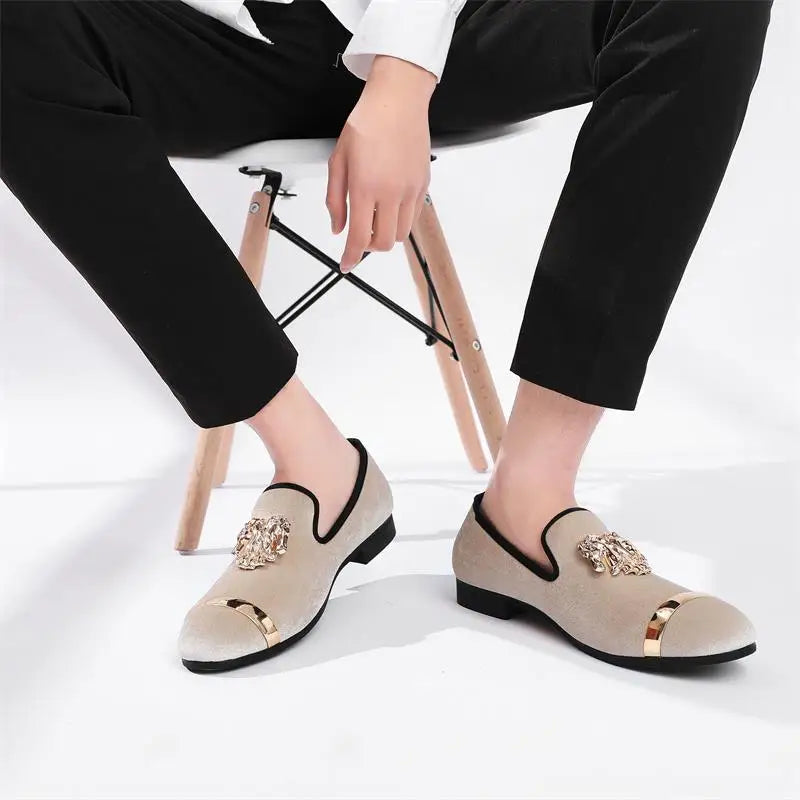 Visco Men Party Dinner Formal Shoes Fashion Gentleman Wedding Dress Shoes for Men Casual Shoes Beige Velvet Loafers