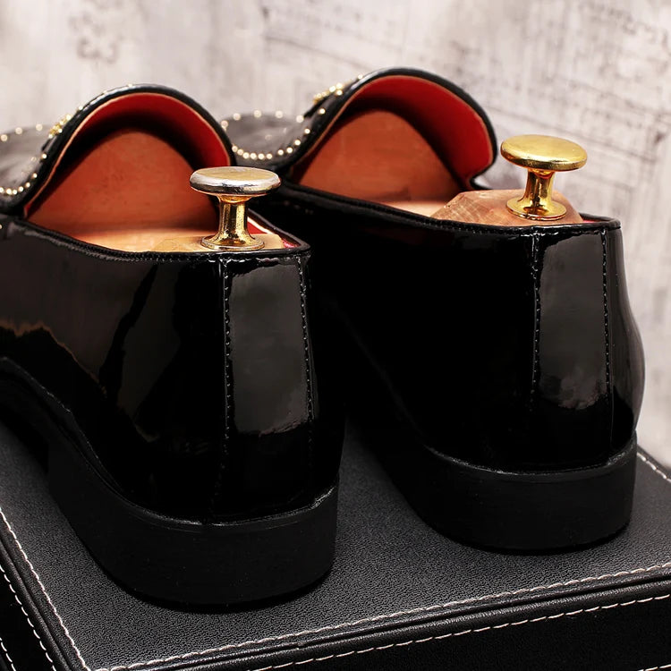 Visco New Luxury Royal Style Men Handmade Embroidery Crown Pattern Exotic Designer Loafers Fashion Brand Casual Wedding Dress Shoes