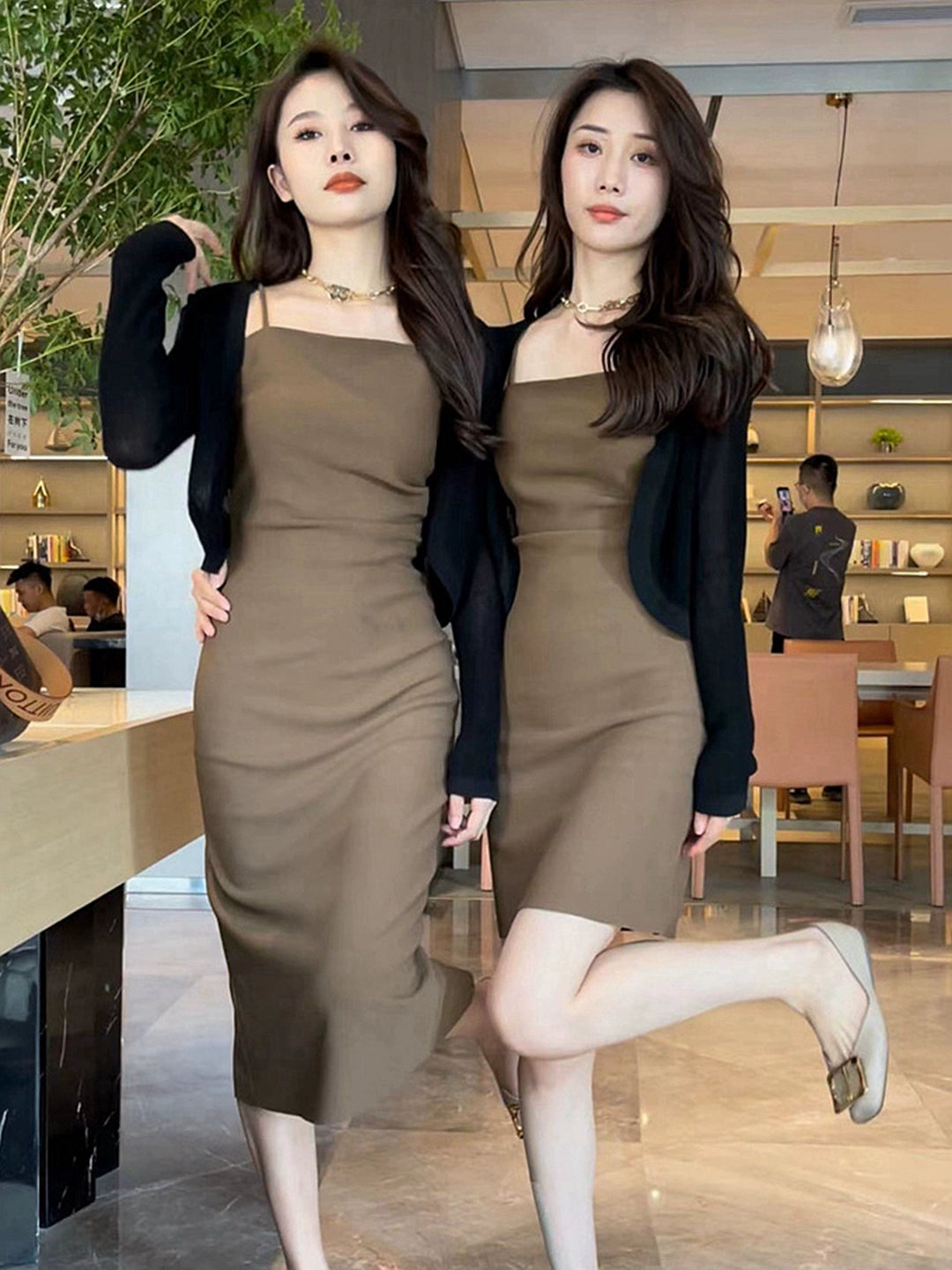 Temperament Waist-Controlled Retro A- line Sheath Sling Dress