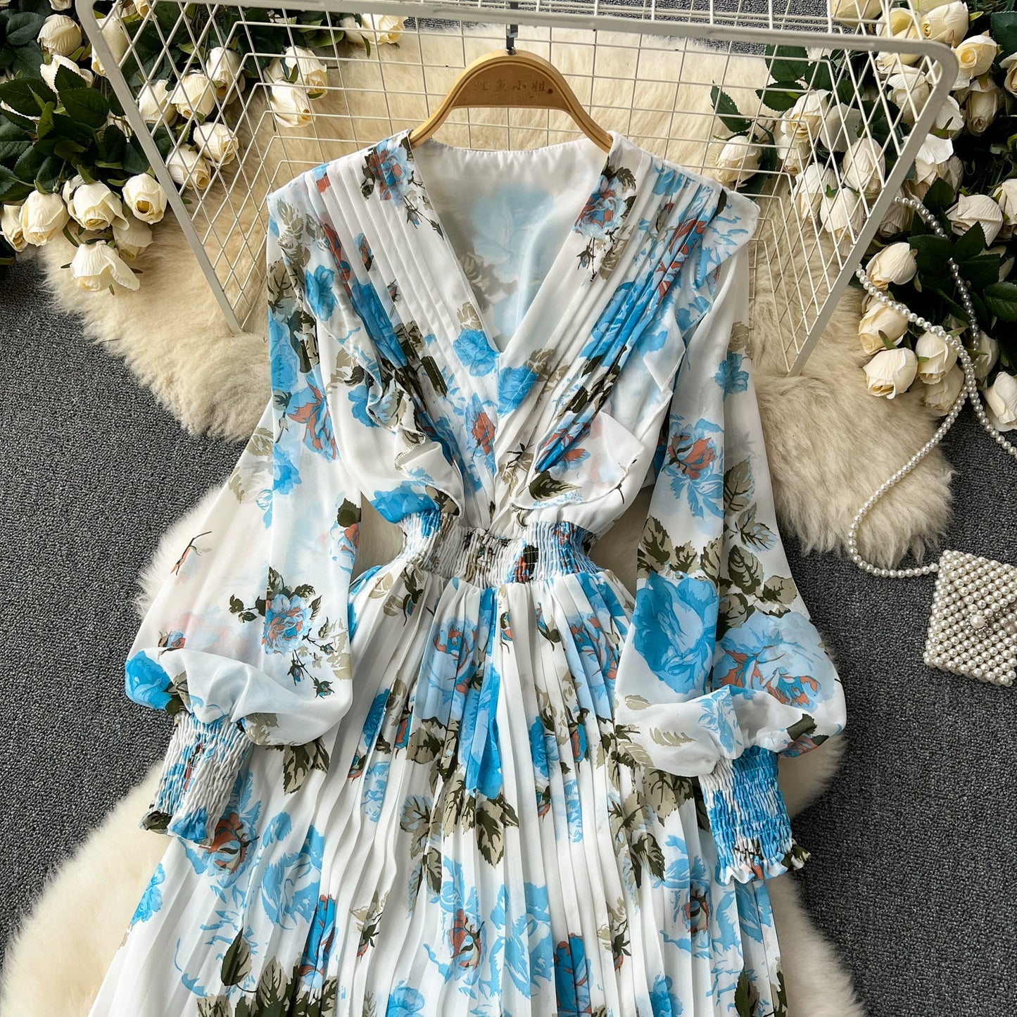Macy French Style Retro Dress Women's Niche Style Lightly Mature Floral Chiffon Fairy Dress Tight Waist Slim Looking Elegant Pleated Long Dress