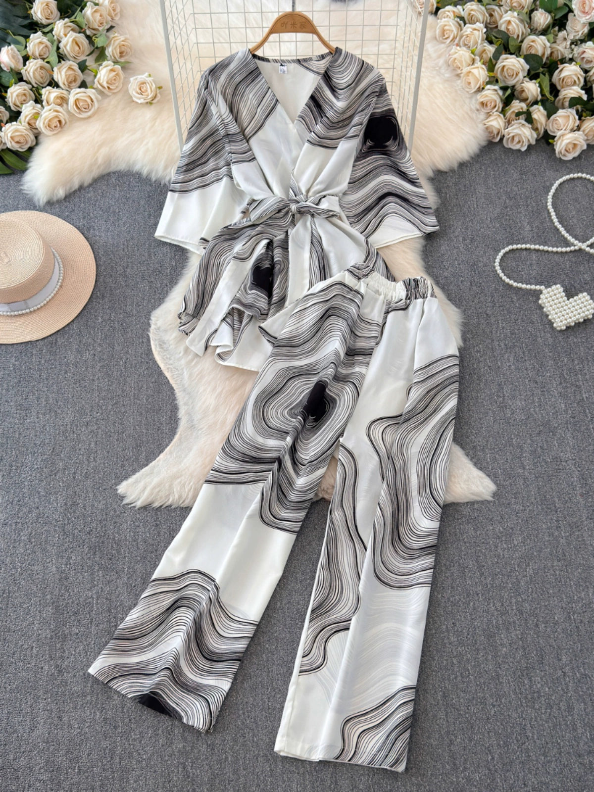 Maxy New Arrival Fashion Summer Suit Female Special-Interest Design Adult Lady like Woman Fried Street Tops + High Waist Loose Pants Two-piece Set