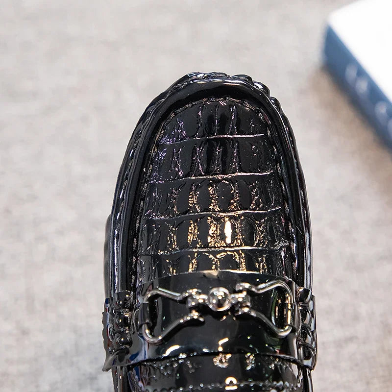 Visco Boys Leather Shoes Round-toe Flat Soft Kids Fashion Casual Loafers Glossy Metal Buckle Children Moccasins Non-slip Britain Style