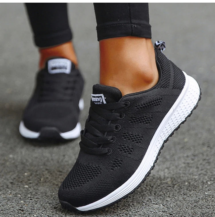 Macy New Fashion Sneakers For Women Walking Soft Sneakers Women Mesh Fabric Lace Up Female Footwear Shoes For Women