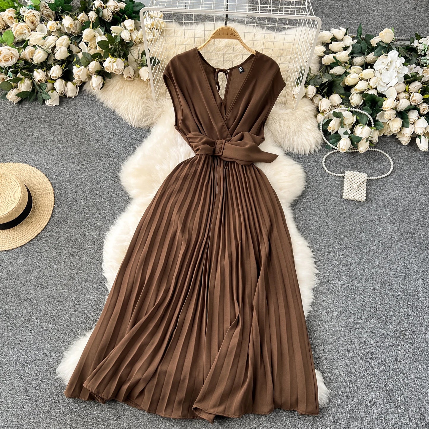 Babs French Vintage Elegant Pleated V-neck Dress A-line Fashion Chiffon Spring Autumn Sleeveless Vestidos Women Dresses