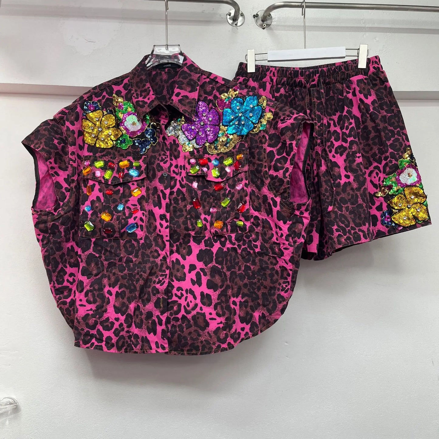 Maxy Leopard Printed Flowers Embroidery Sequined Shirts Rhinestones Blouses Diamonds Beaded Cardigan Tops + Elastic Shorts 2Pcs Set