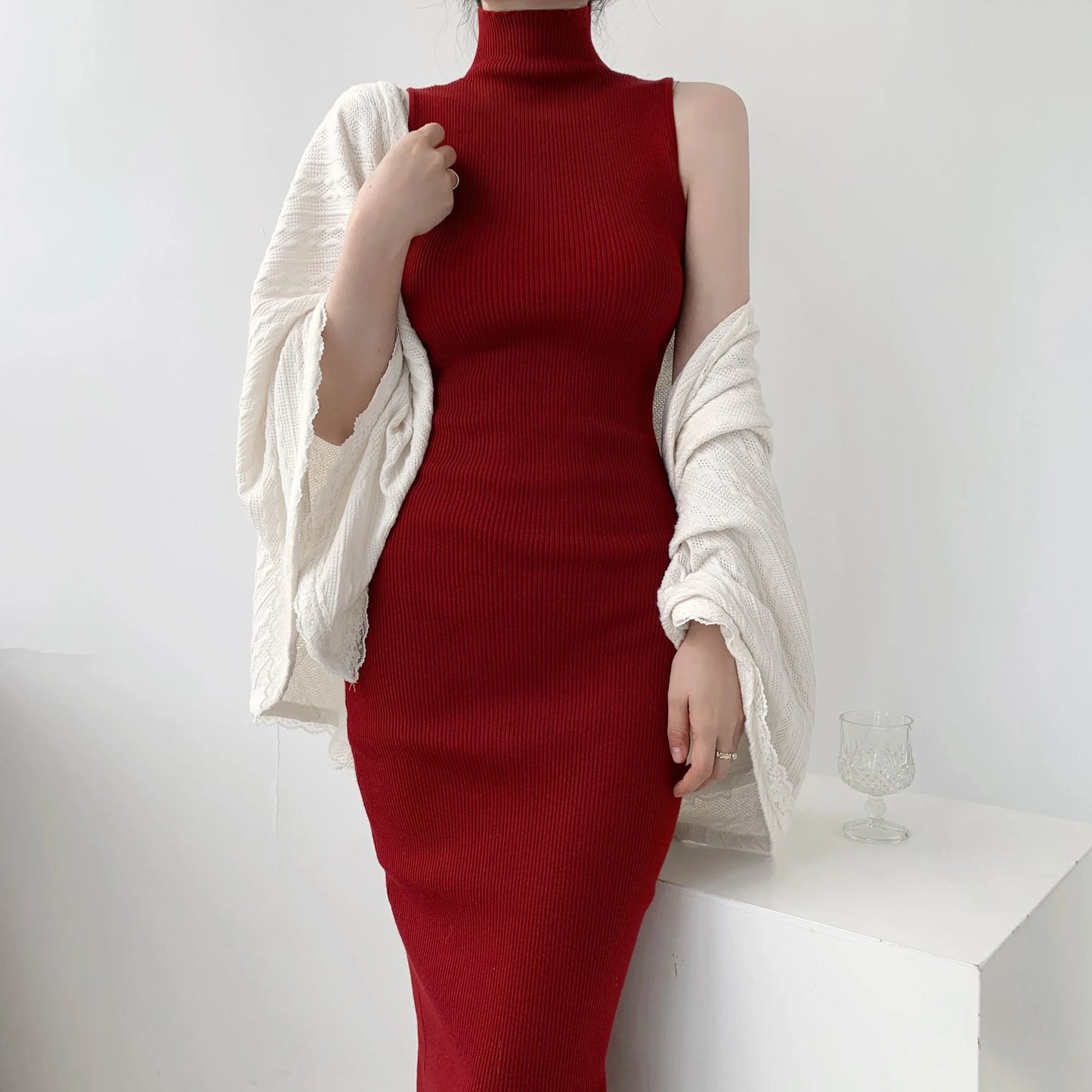 Maxy WOMEN GAGA French Turtleneck Sleeveless Knitted Dress Women Autumn Slim High Waist Mid Length Slim Hip Wrap Dresses Tops DH8G