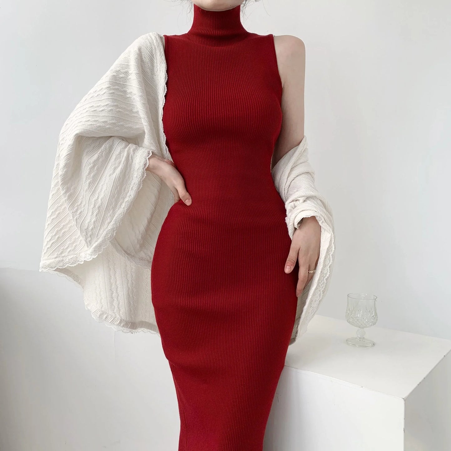 Maxy WOMEN GAGA French Turtleneck Sleeveless Knitted Dress Women Autumn Slim High Waist Mid Length Slim Hip Wrap Dresses Tops DH8G